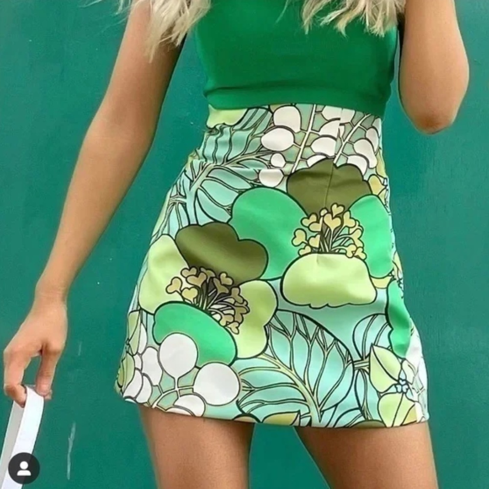 Zara Green Floral Mini Skirt